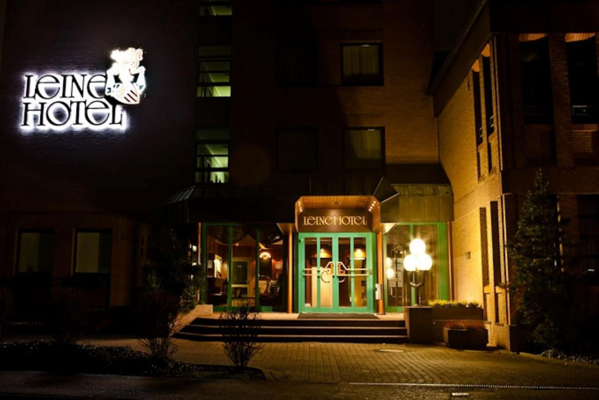 Leine Hotel Pattensen Exterior photo